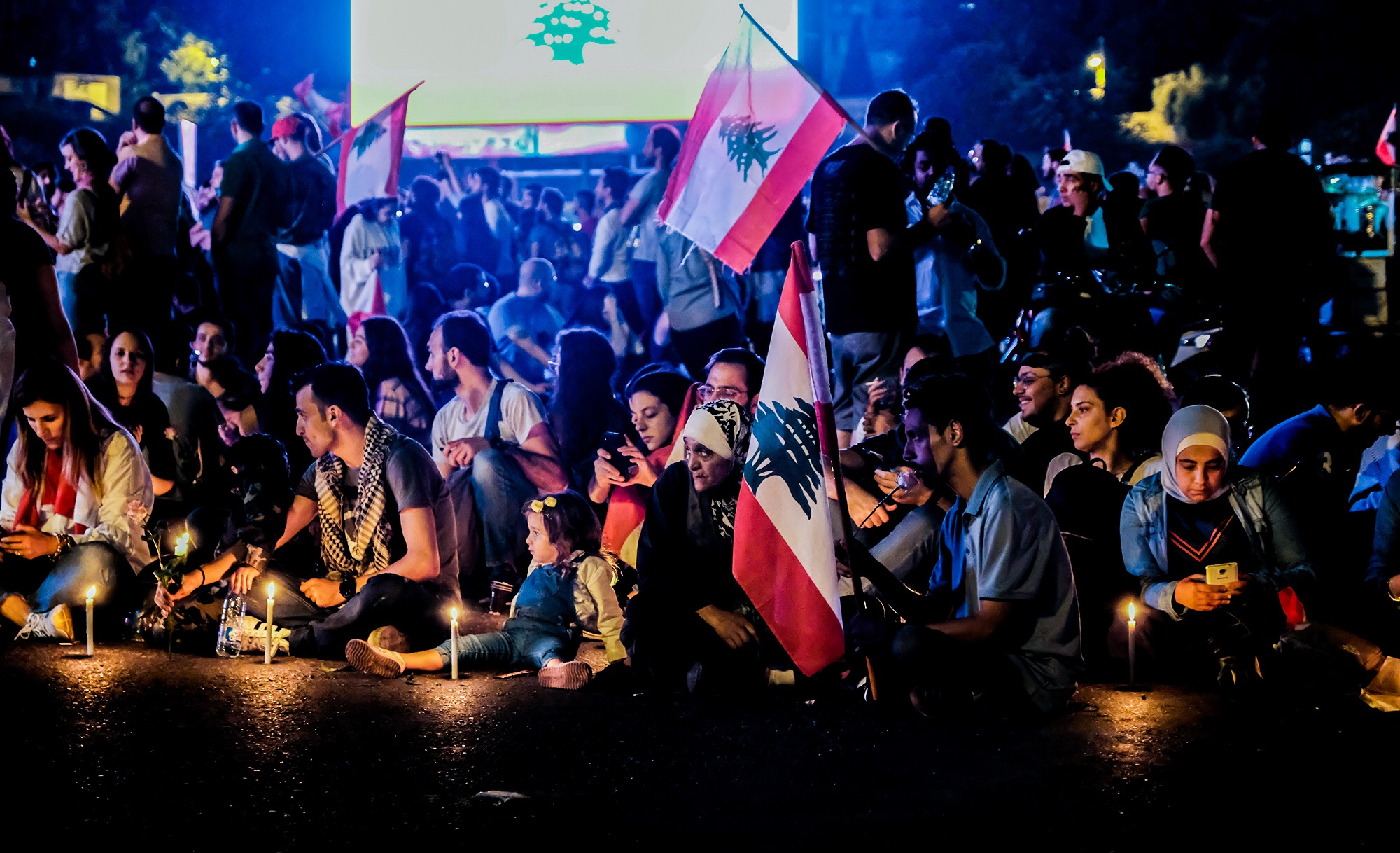 Protesters blocking access to the Ring bridge in Beirut, Lebanon. October 26, 2019. | Nadim Kobeissi, photographer