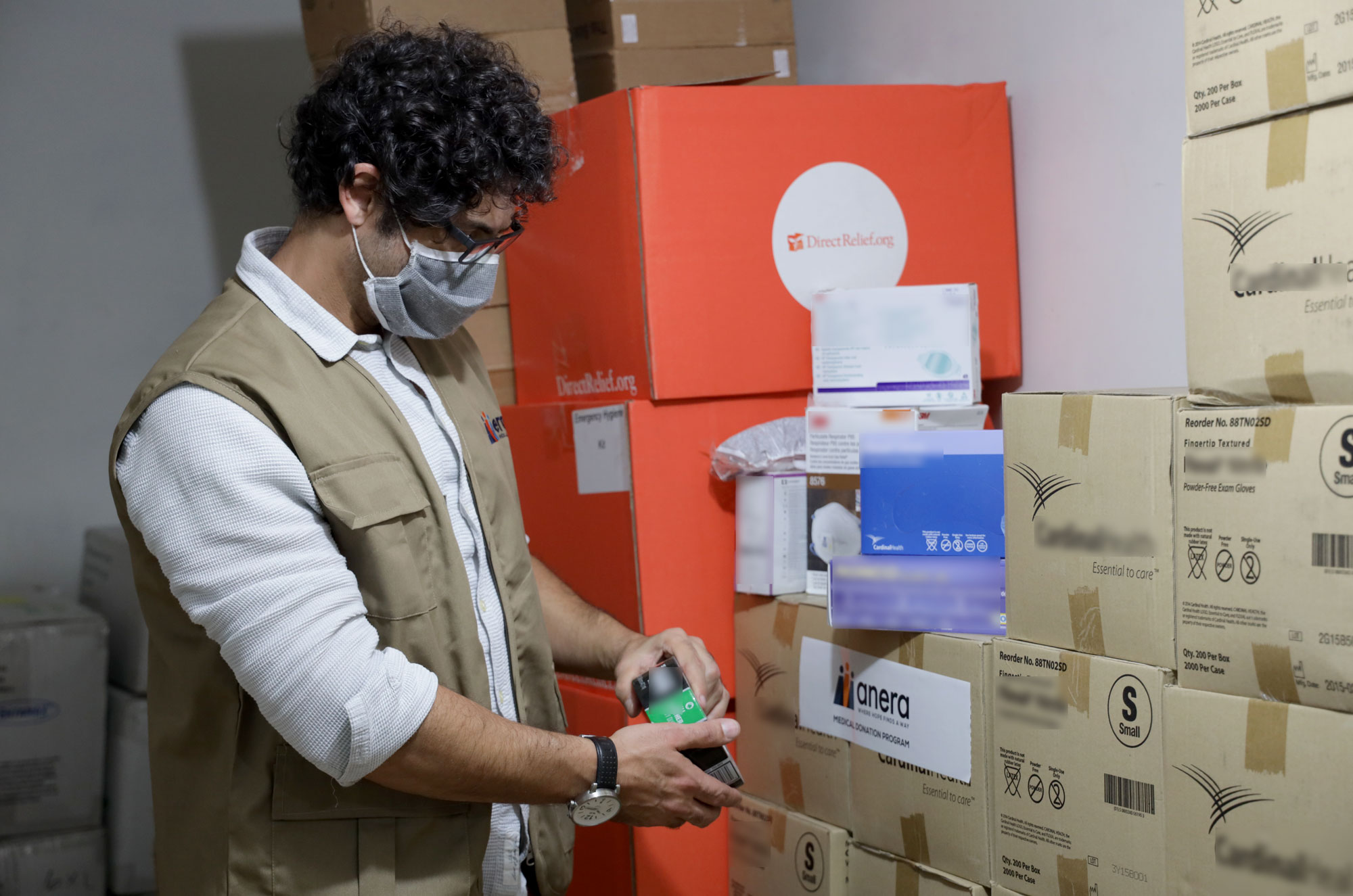 Anera inspects the inventory donated by MedWish International at Lebanese American University’s Medical Center.