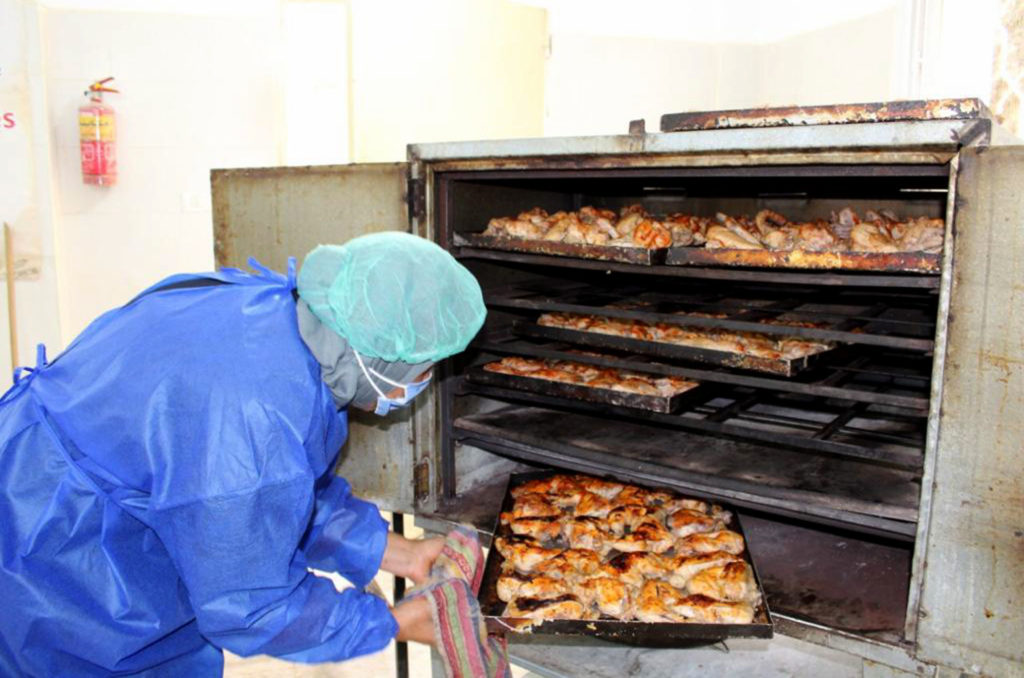 Baking chickens