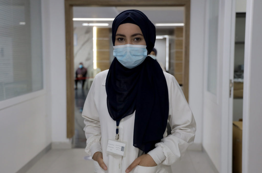 education,-lebanon,-palestinian-refugees,-vocational,-nursing-اية-حوراني--مخيم-الرشيدية---طالبة-تمريض-EDIT Aya is a 27-year-old nursing student trainee living in Rashidieh Refugee Camp.
