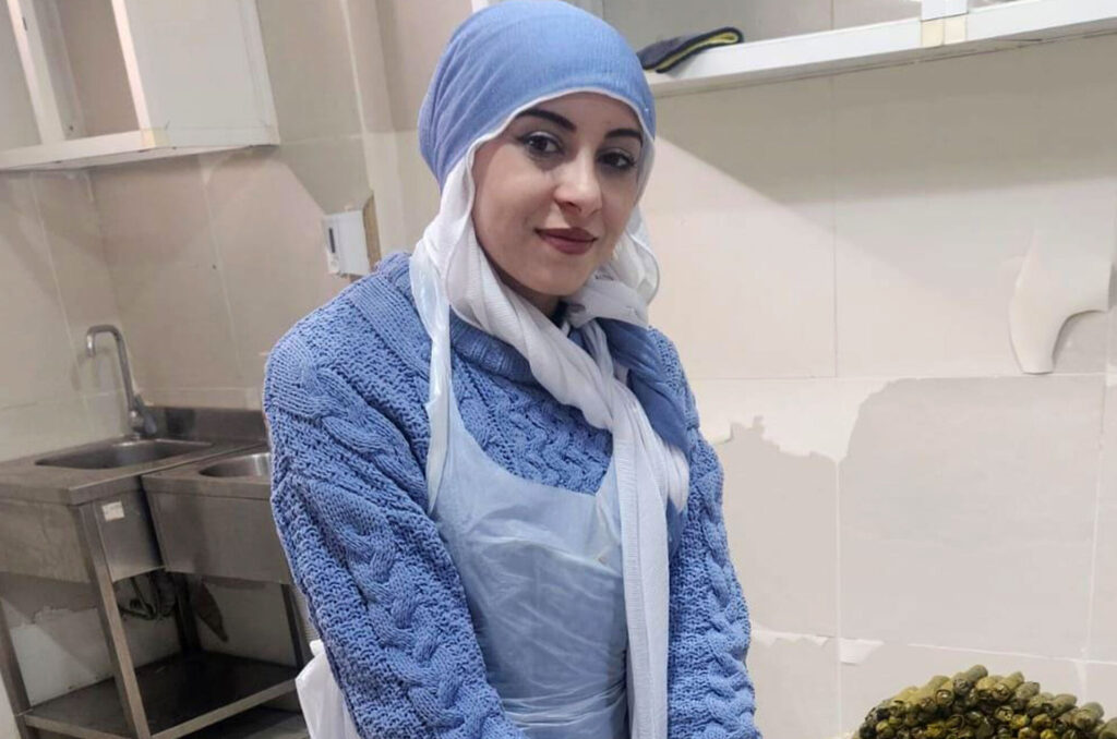 One of Anera's chef assistant training students cooks