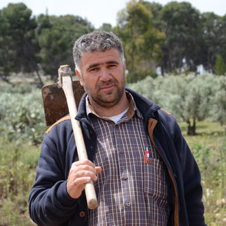 wb-jenin-farmer-2