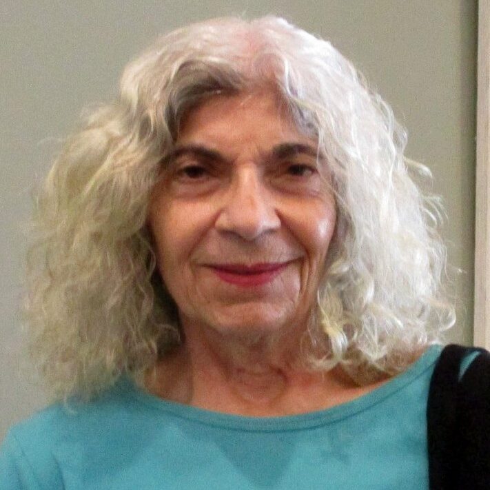caroleisselheadshot
